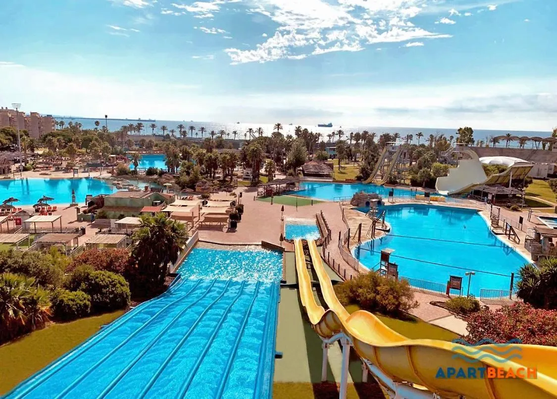 Apartbeach Maldivas III A Vista Piscina Jardin Y Parking La Pineda